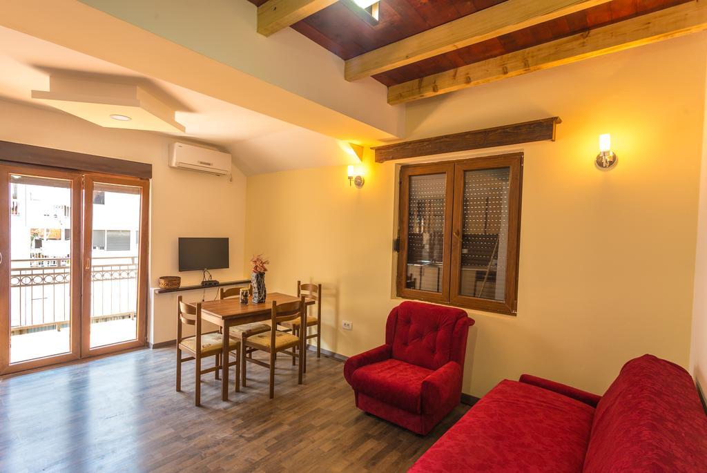 Apartments Erakovic Никшич Экстерьер фото