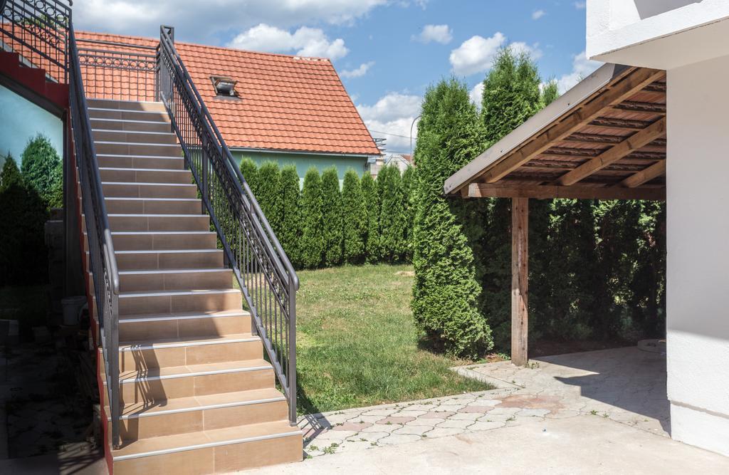 Apartments Erakovic Никшич Экстерьер фото